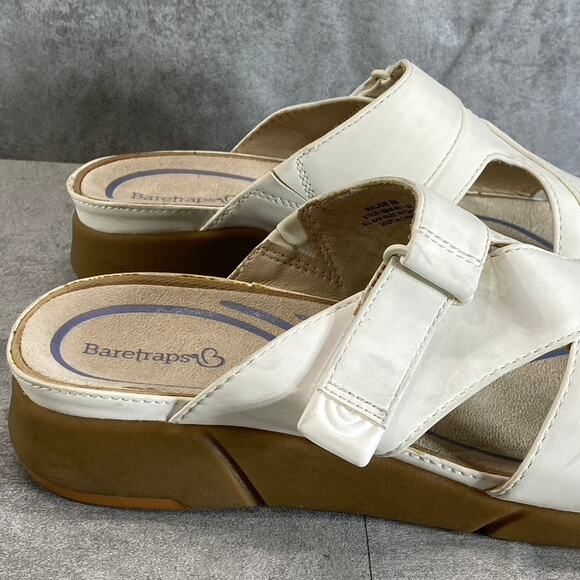 BARETRAPS Women's White Nalani Slip-Resistant Round-Toe Toe-Loop Slide Sandals - Picture 6 of 11